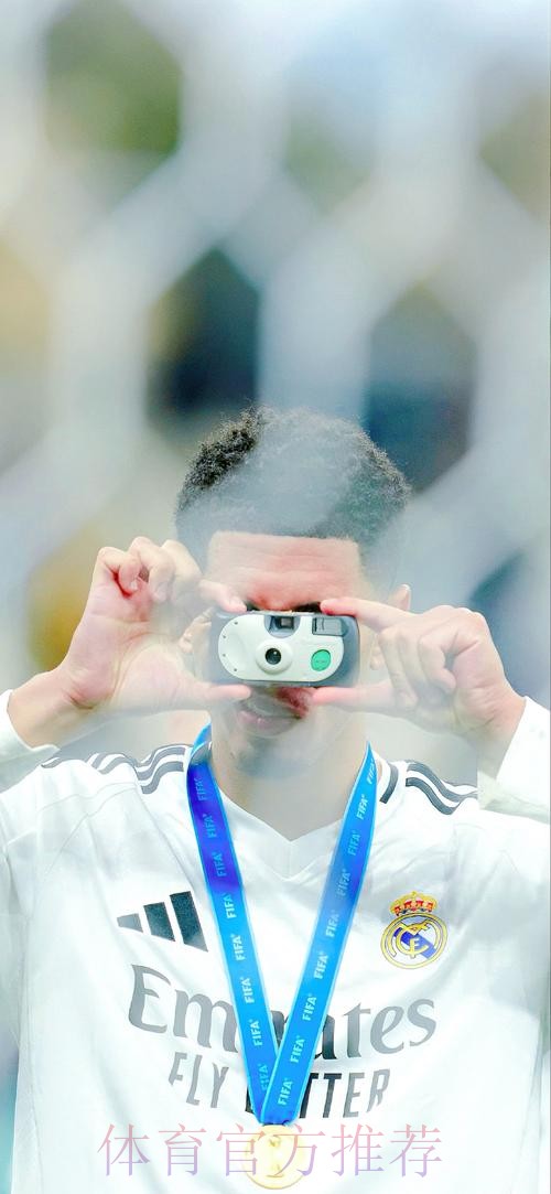 4球1助攻 官方:贝林厄姆当选西甲8月最佳球员 4球1助攻 官方:贝林厄姆当选西甲8月最佳球员